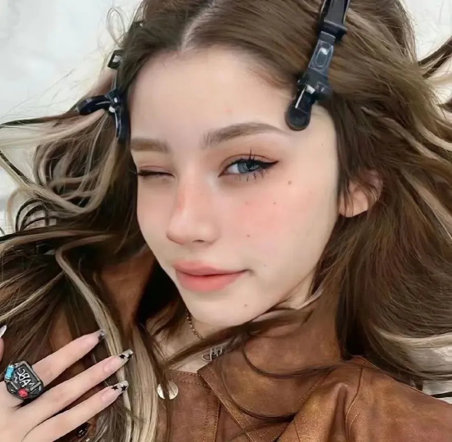 嫁给乞丐后我母仪天下