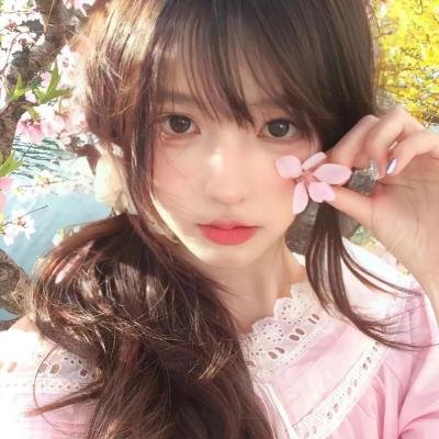 在阳光下腐烂